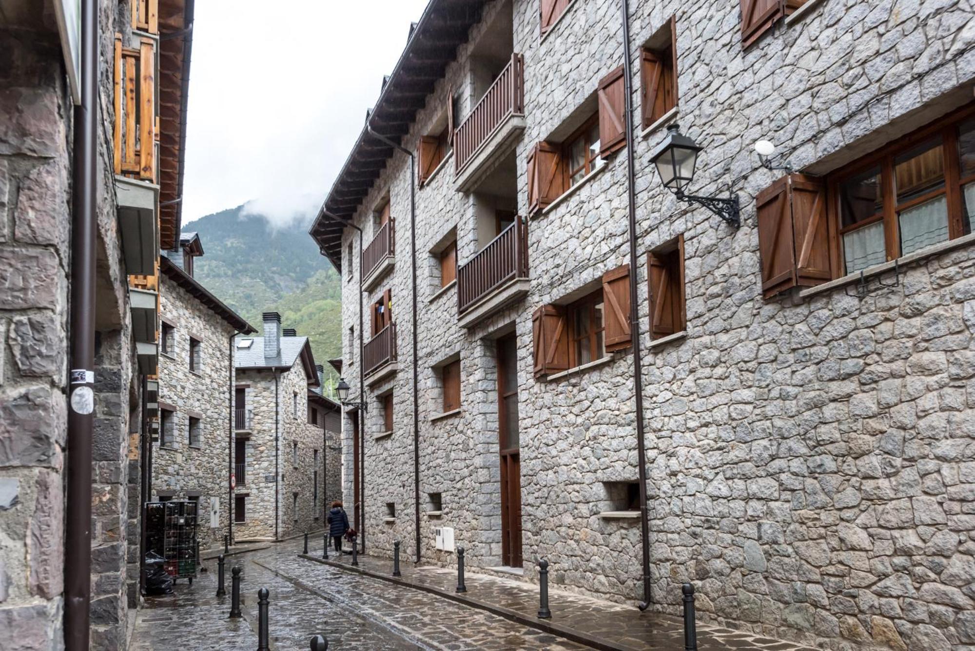 Apartamento La Benasquita Benasque Exteriör bild